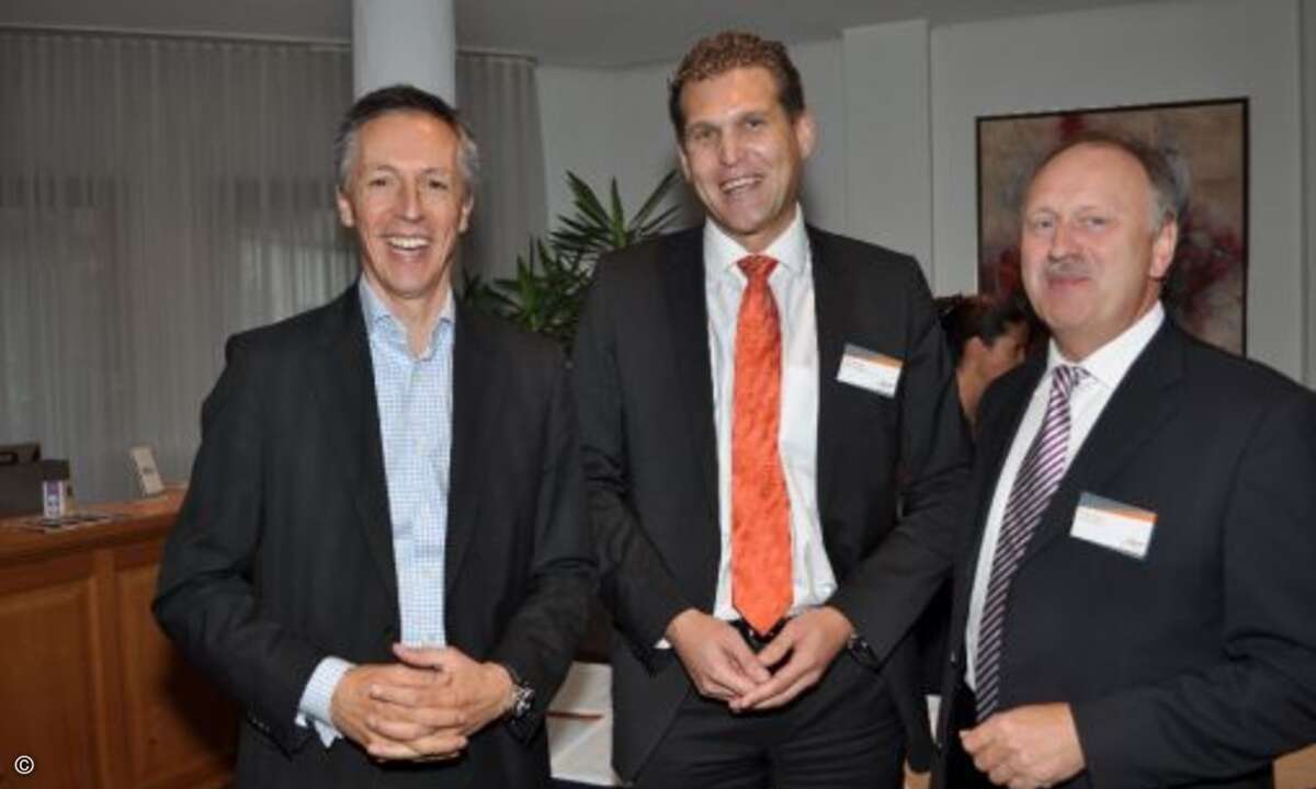 Spitzentrio: HP-Chef Volker Smid, CMP-WEKA- Geschäftsführer Jörg Mühle und CeBIT-Chef Ernst Raue