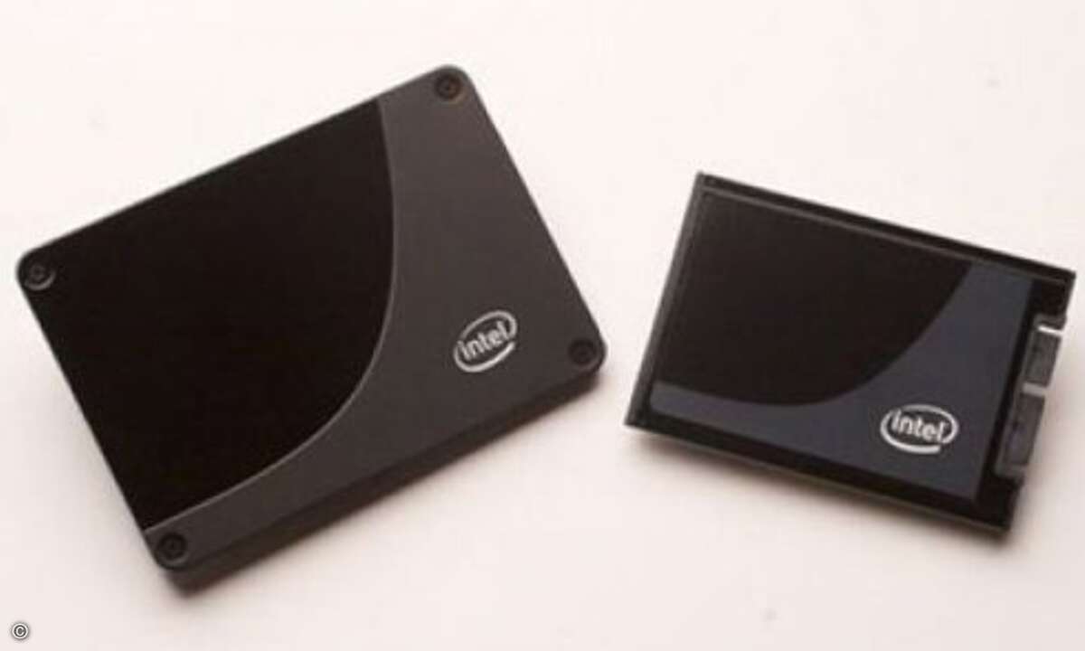 Storage: Intels X25-M SSD. Intel sorgte im Solid State Drive-Bereich mit der 34nm-Architektur des X25-M nicht nur für ein willkommenes Upgrade, sondern sorgte auch für deutlich tiefere Preispunkte.