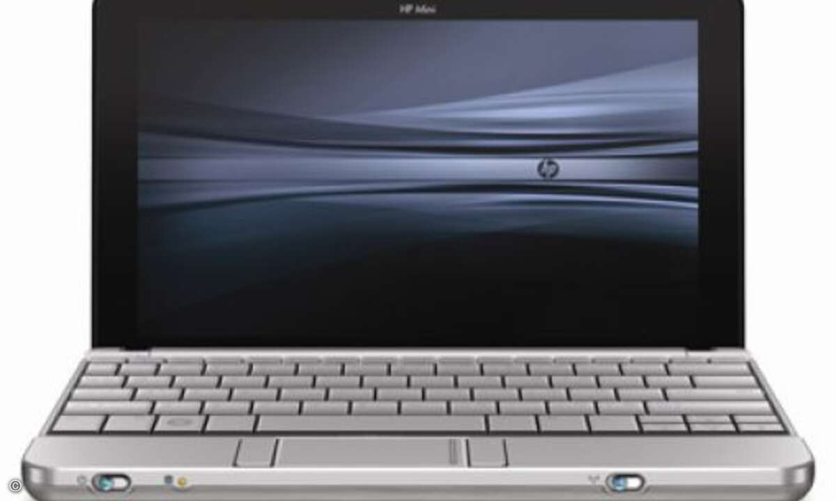 Netbook: HP Mini 2140. Die Taiwaner haben’s erfunden, aber mit Mini 2140 zeigte HP, dass man sich nicht so schnell abhängen lassen will. Ganze fünf Stunden Akku-Lauftzeit und ein ultraleichtes Gewicht machten das Netbook auch für Businesskunden attra