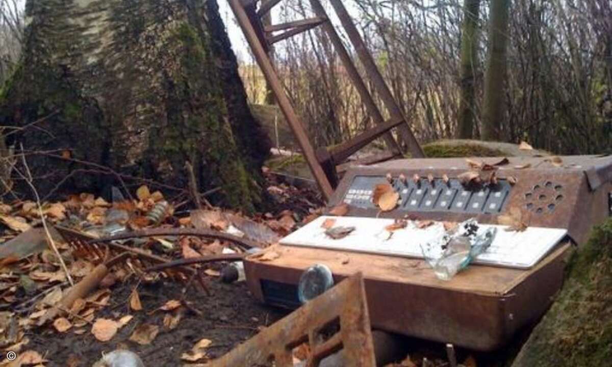 Die Öko-Kiste, natürlich aus Schweden. Seinen Rechner hat Mattias Goransson ökologisch korrekt aus Abfällen zusammengebastelt - bis auf CPU, Festplatte, Controller et cetera natürlich.