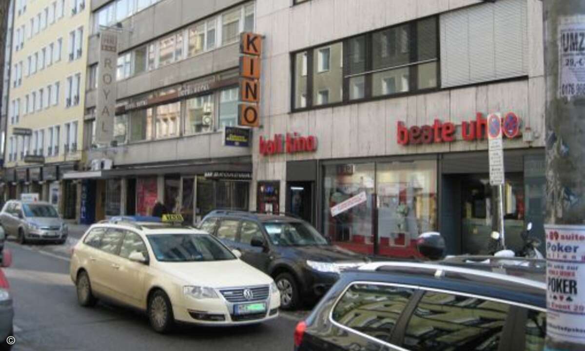 Die Münchner Schillerstraße, gegenüber dem Hauptbahnhof, genießt keinen guten Ruf. Da darf auch kein Beate Uhse-Laden fehlen