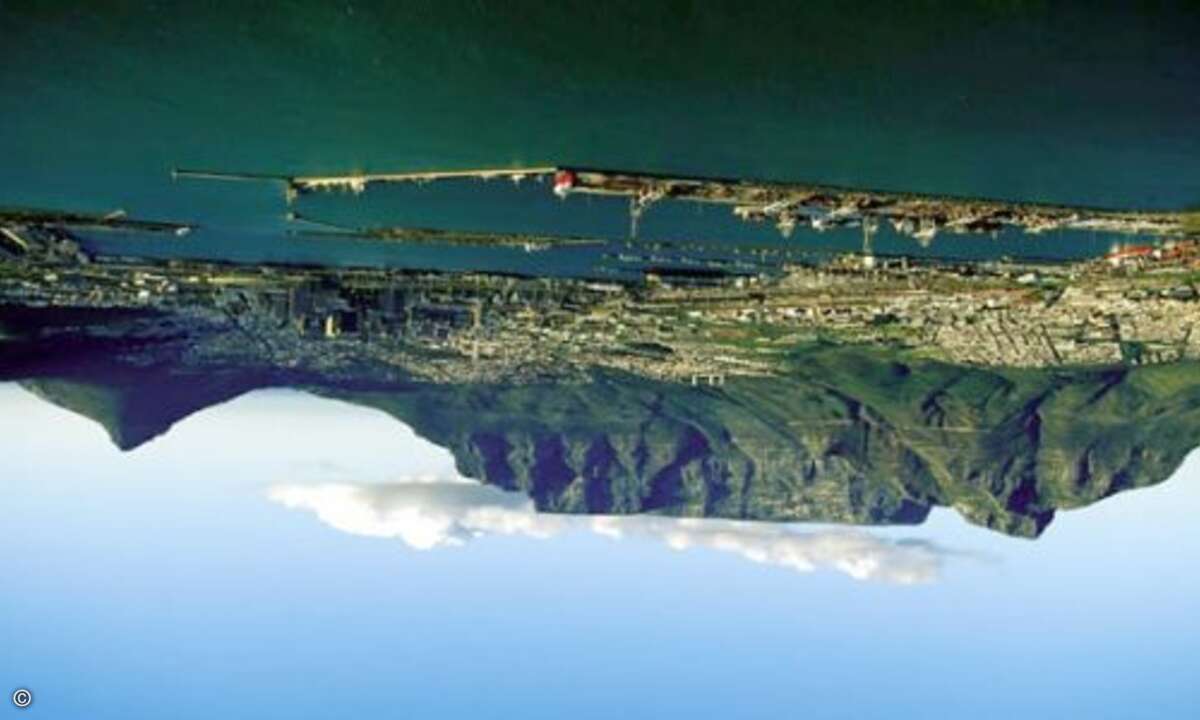 <i>F: Welche Richtung ist Norden in Südafrika? (USA)</i>
<br><b>A: Sehen Sie nach Süden und drehen Sie sich dann um 180 Grad.</b>