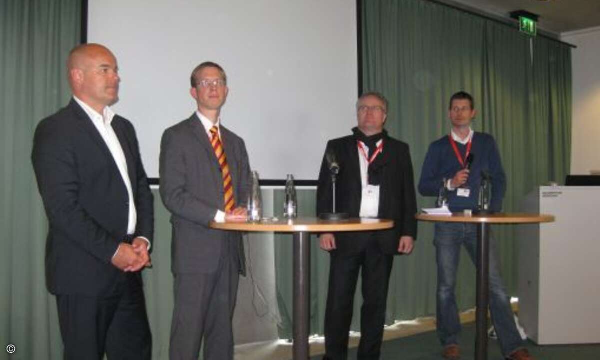 Im Experten-Panel versammelte E-Commerce-Blogger Jochen Krisch als Moderator neben Innovationsprofessor Marc Drüner und DHL-Manager Thomas Ogilvie auch Michael Gerke aus dem Vorstand des E-Commerce Dienstleister 004 und Jarg Temme, Geschäftsführer de