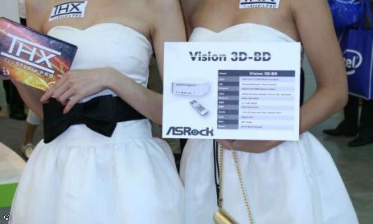 Diese Damen sehen irgendwie nach Hochzeit aus