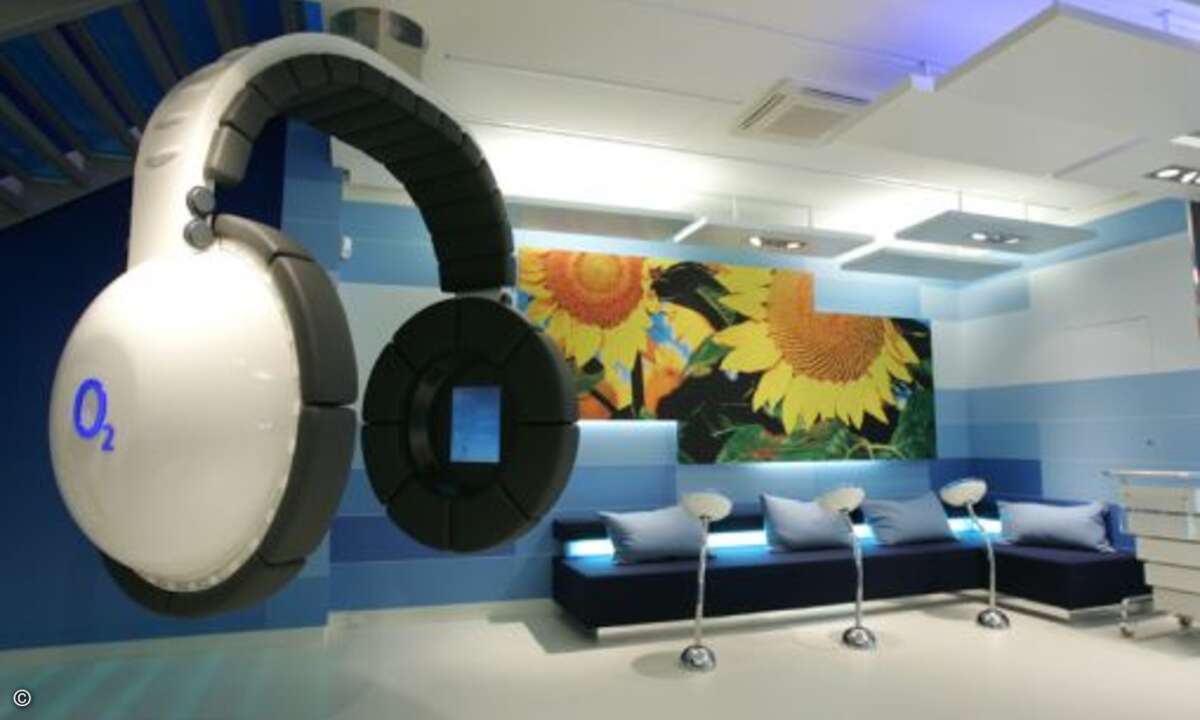 Bei o2 gehört bald auch Unterhaltungselektronik zum Portfolio der großen Stores.