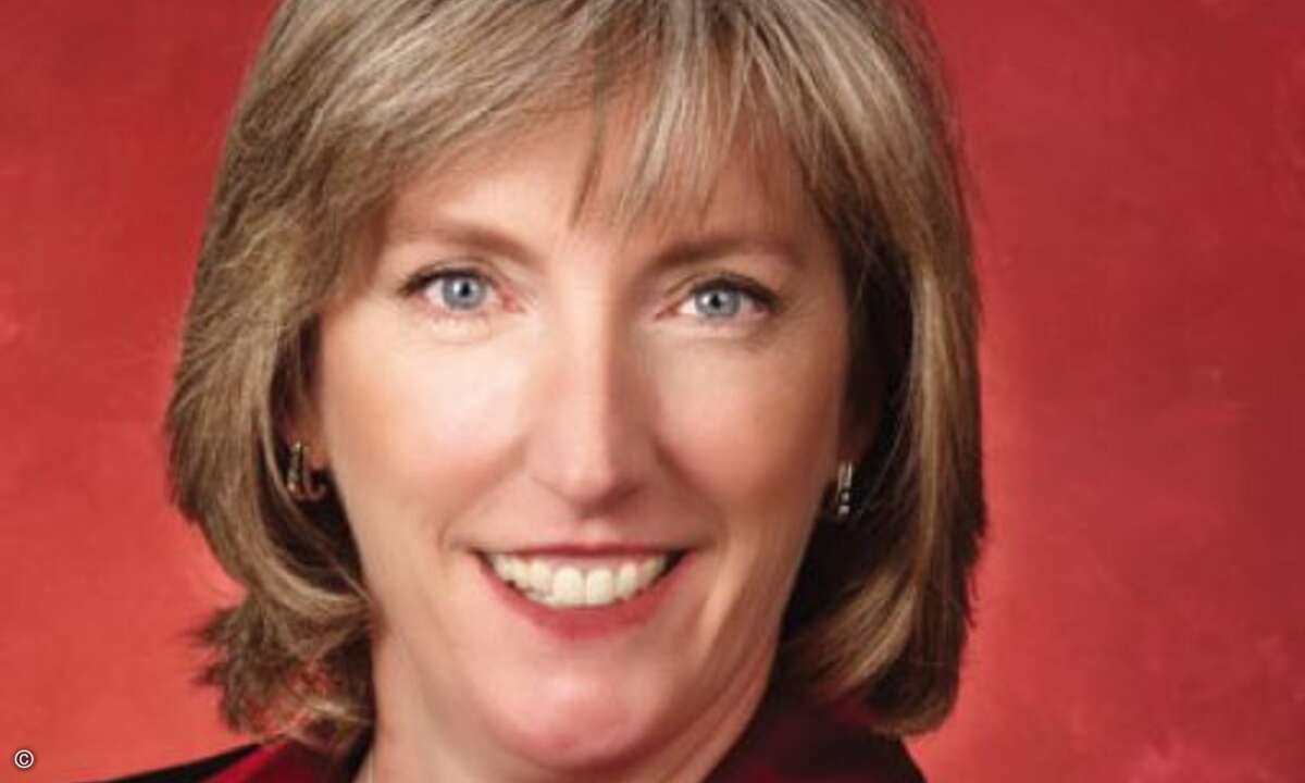 Carol Giles Neslund: Vice President, U.S. Channels, Avaya.