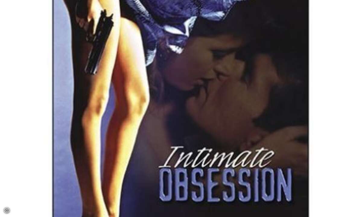 Intimate Obsession (1992): Um Zeit für Seitensprünge zu haben, engagiert der wohlhabende Tom (Richard Abbott Booth) einen Callboy. Der soll seiner Frau Rachel (Jodie Fisher) die Solostunden vertreiben. Die betrogene Gattin durchschaut das doppelte Sp