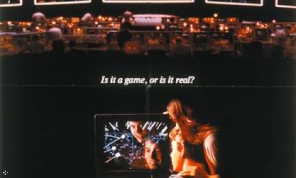 Ein 16jähriges Computergenie (Matthew Broderick) hackt sich in »Wargames« Anfang der 80er Jahre zufällig in die Pentagon-IT und simuliert im Irrglauben, nur zu spielen, dem amerikanischen Frühwarnsystem WoPR einen russischen Nuklearangriff. Kann der
