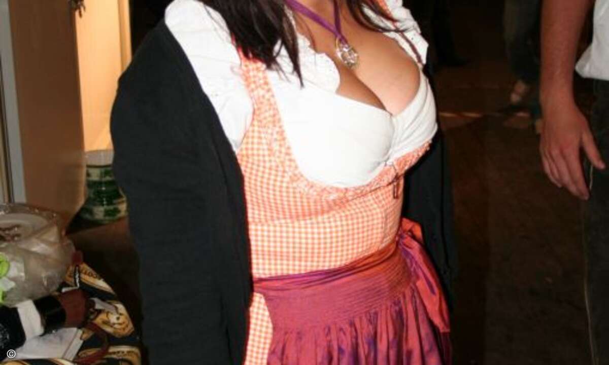 So muss ein Dirndl ausschauen