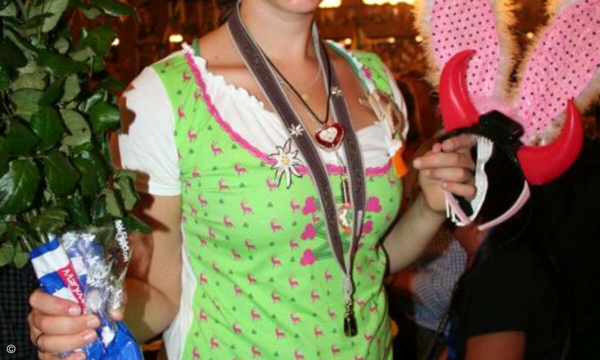 Wer auf der Wiesn dazu gehören will, braucht auch die richtige Ausstattung