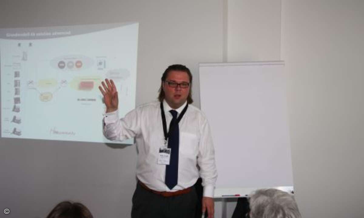 Dirk Walla wirbt engagiert für die Eigenlösung ITK Voice Solution