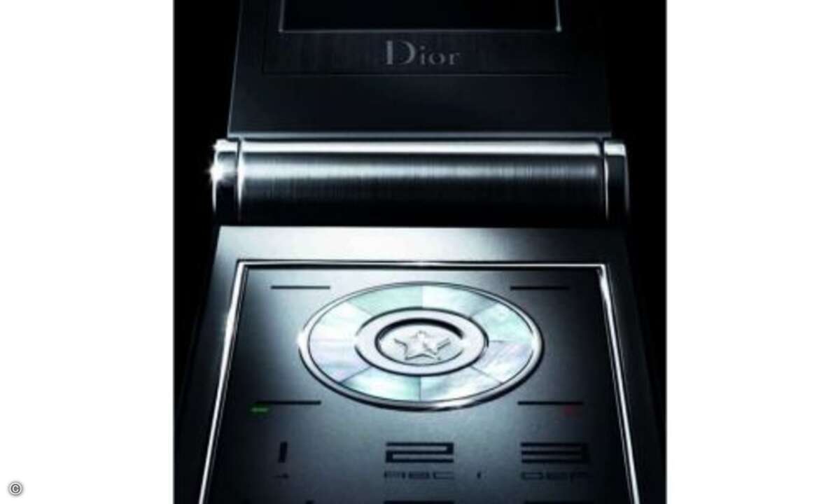 Dior Phone Mother of Pearl