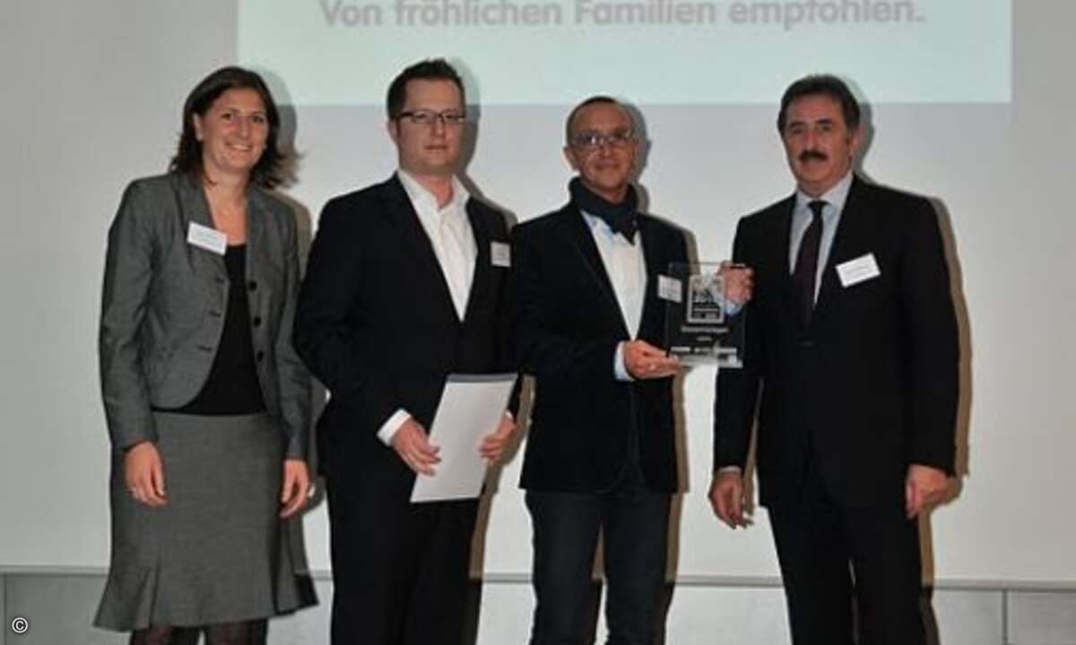 Gesamtsieg: Ernsting´s Family (Baby- & Kindermode) wurde zum besten Händler des Jahres 2010 gekürt