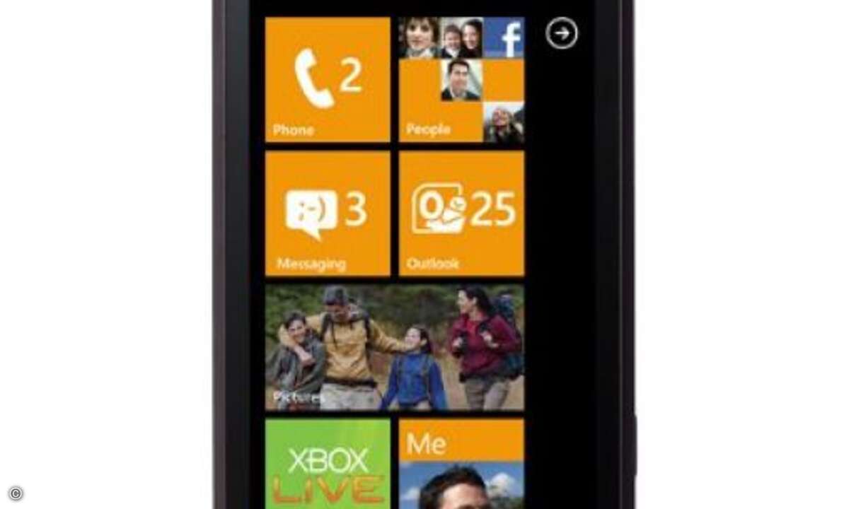 Das Samsung Omnia 7 soll speziell Multimedia-Freunde ansprechen. Neben der 5 MegaPixel Kamera mit HD Videoaufnahme in 720p bringt es erweiterte Fotofunktionen wie eine Panoramafunktion und den Lächel-Erkennung mit.