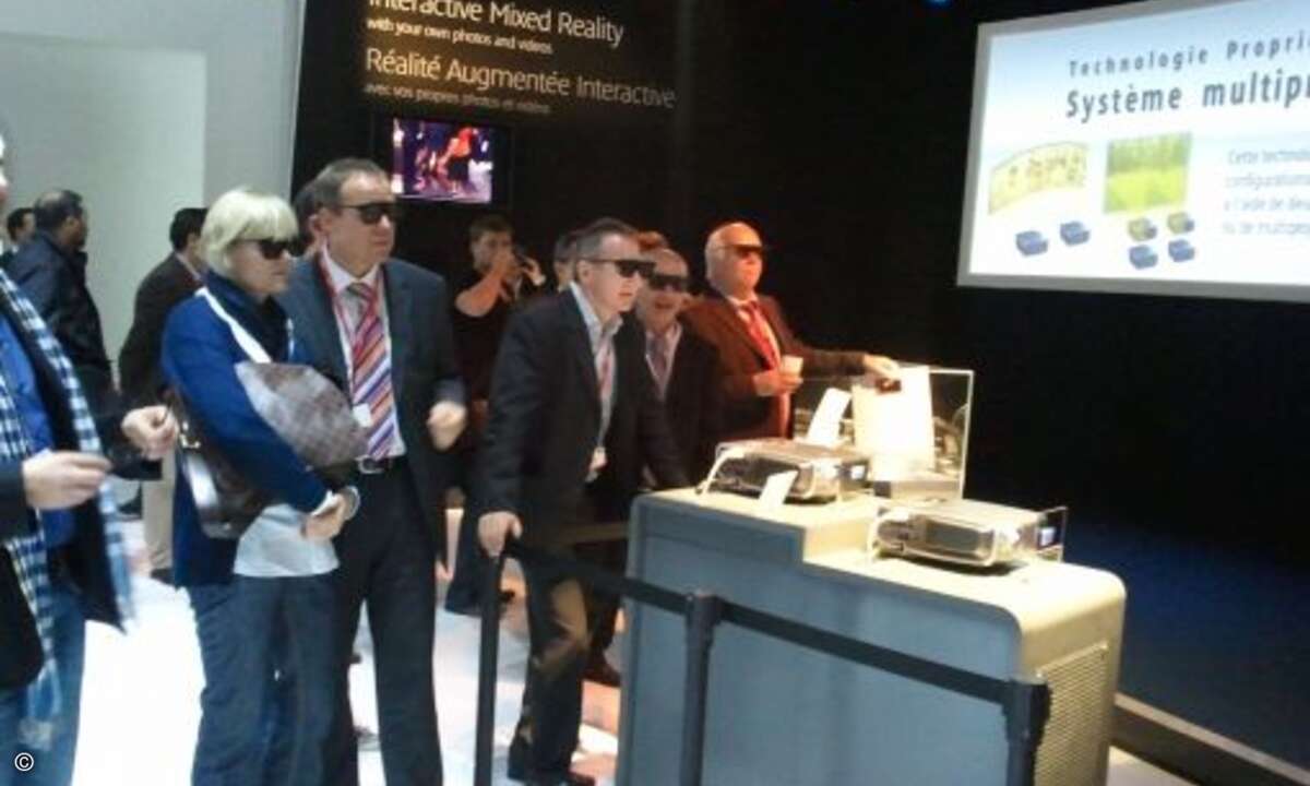 3-D ist auch ein Thema für Canon. Vorgeführt wurde die Technologie mit zwei Projektoren