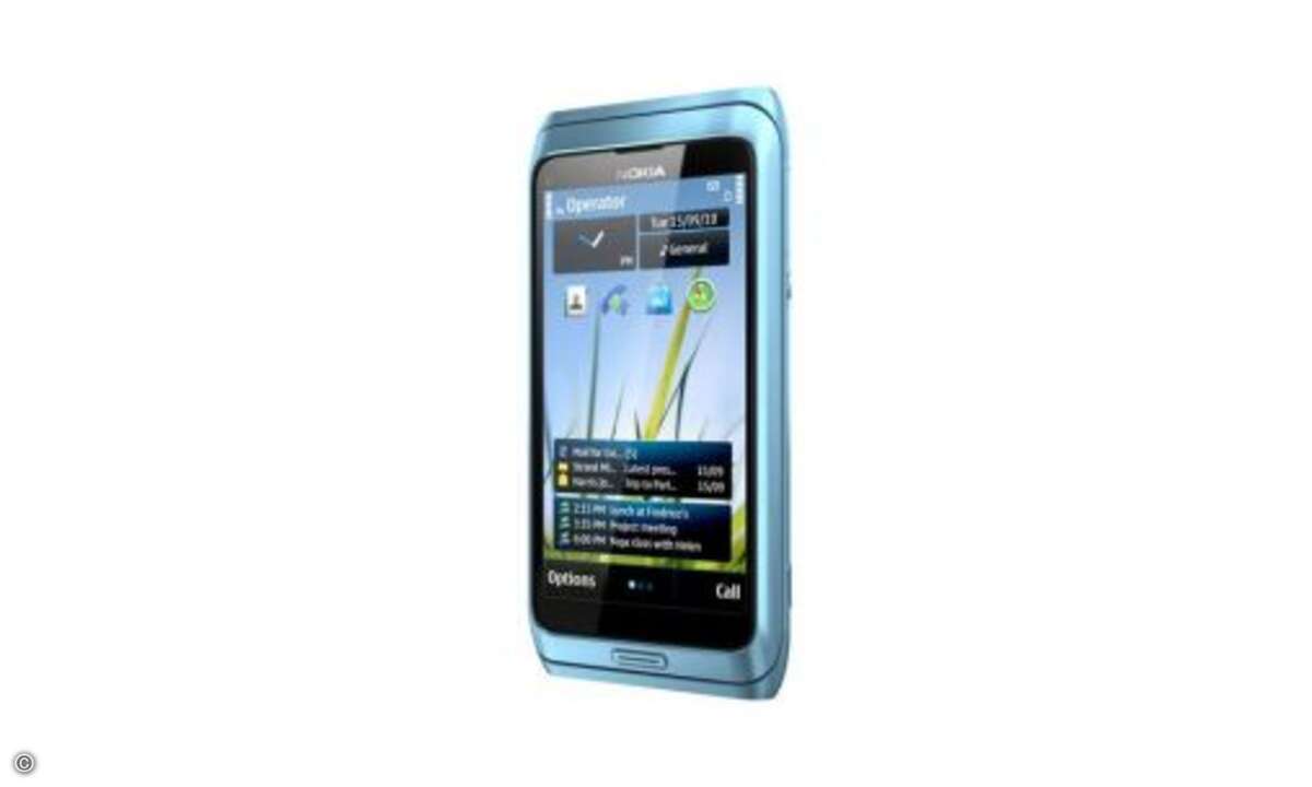 Auch auf der Nokia World vorgestellt wurde das Nokia E7...