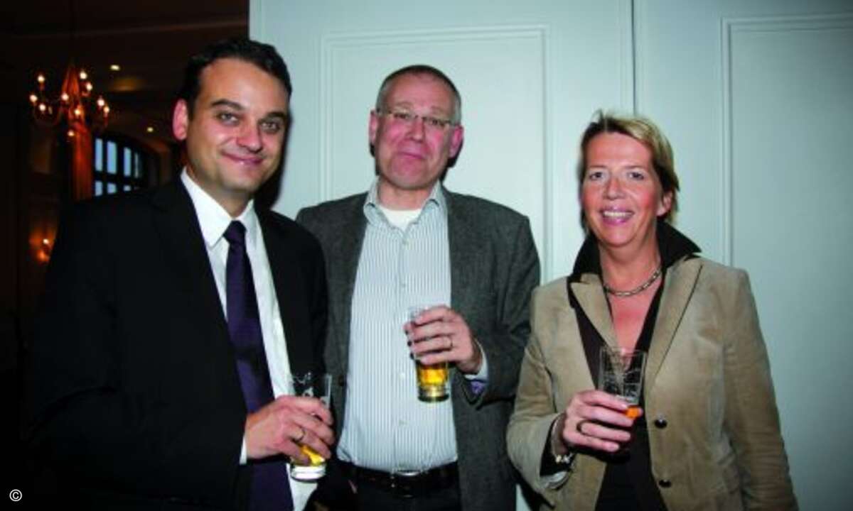 Markus Reuter mit Thomas und Monika Veit (Softcarrier)
