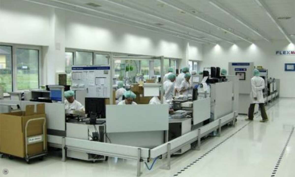 Blick in die Flextronics-Fertigung