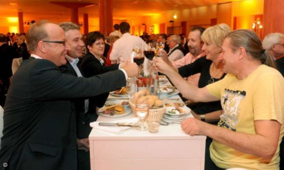Allen Grund zum Feiern hatten die Comteam Mitglieder auf der Abendveranstaltung
