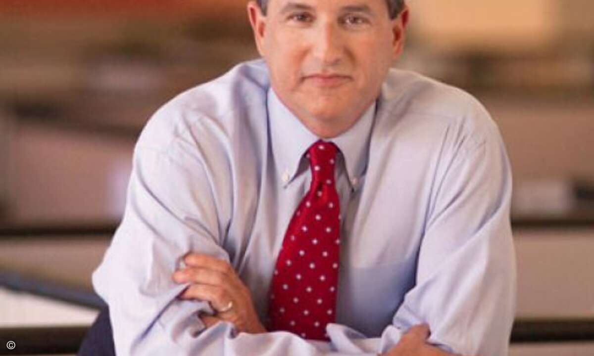 18. Mark Hurd, President, Oracle: HPs Verlust ist Oracles Gewinn. Als Meister des operativen Geschäfts hat Hurd als CEO von HP sein Unternehmen – und dessen Lösungspartner – dazu gebracht, in allen gebieten vollen druck aufzubauen, indem er sich auf