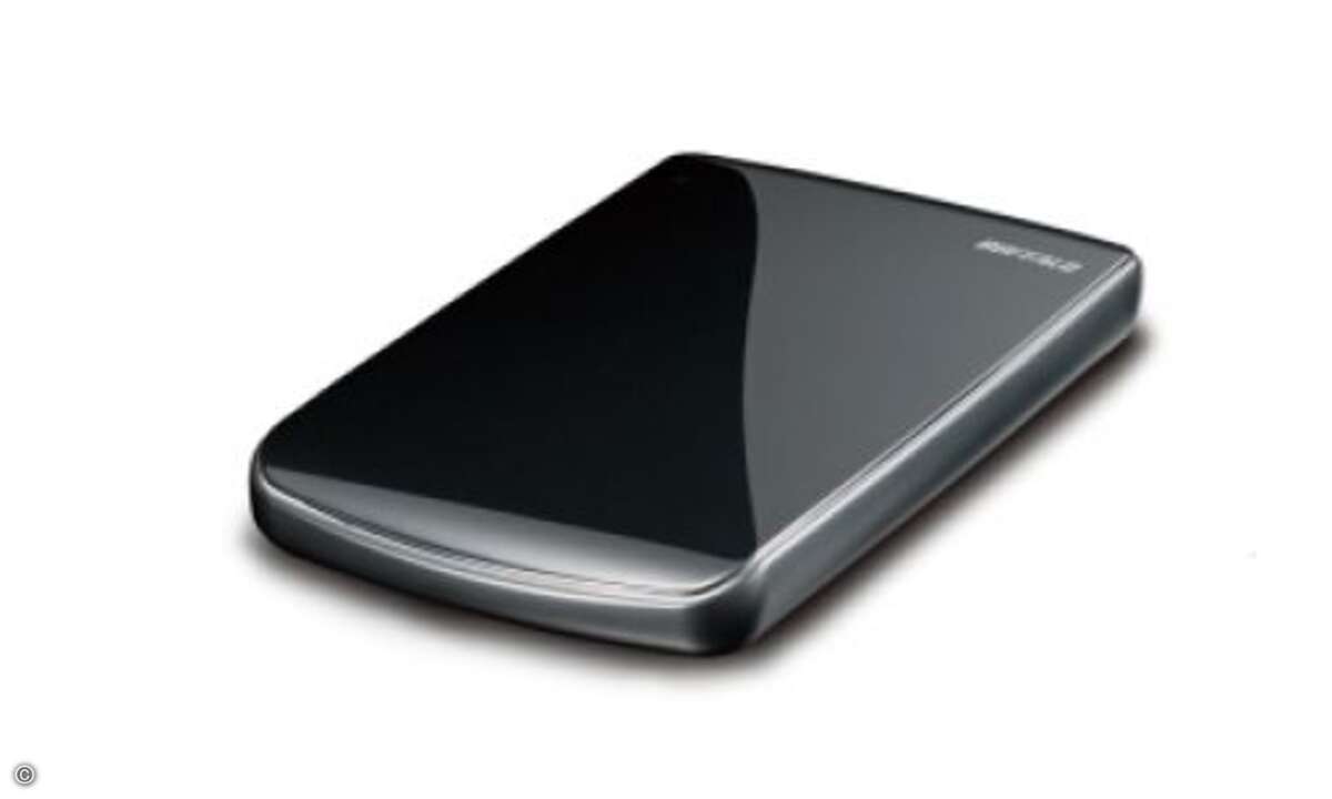 Die externe 2,5-Zoll-Festplatte »MiniStation Lite USB 3.0« von Buffalo Technology verfügt nicht nur über ein schickes, kompaktes Äusseres, sondern ist vor allem dank USB 3.0 bis zu dreimal schneller als USB-2.0-Modelle.
