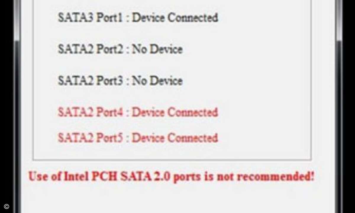 Beim dritten Szenario sind die Geräte sowohl mit Intels SATA-2.0- als auch den SATA-3.0-Ports verbunden. Die Software weist in diesem Fall darauf hin, dass nicht empfohlen wird, die SATA-2.0-Anschlüsse zu nutzen (“Use of (the) Intel PCH SATA 2.0 port