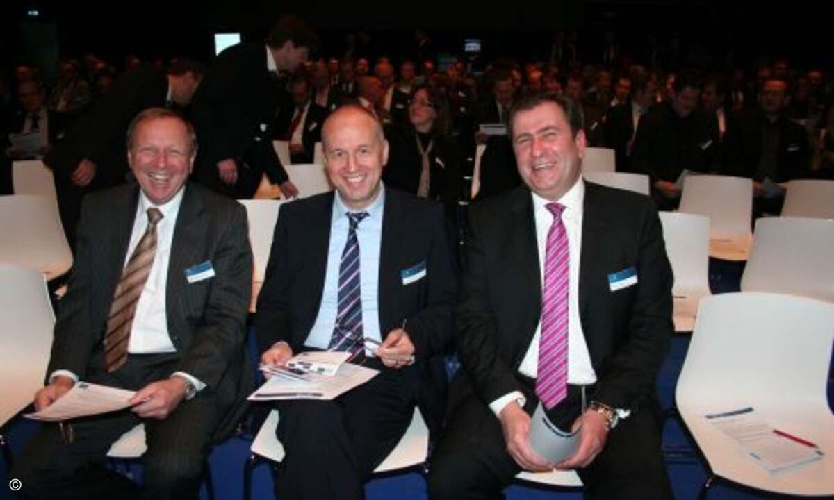 Der gut gelaunte Kopierer-Fachhandel aus der ersten Reihe: Wolfgang-Michael Görwitz von Horn & Görwitz, Thomas Sander von Sander Bürosysteme, Rigo Kempiak von Schugk Kopiersysteme