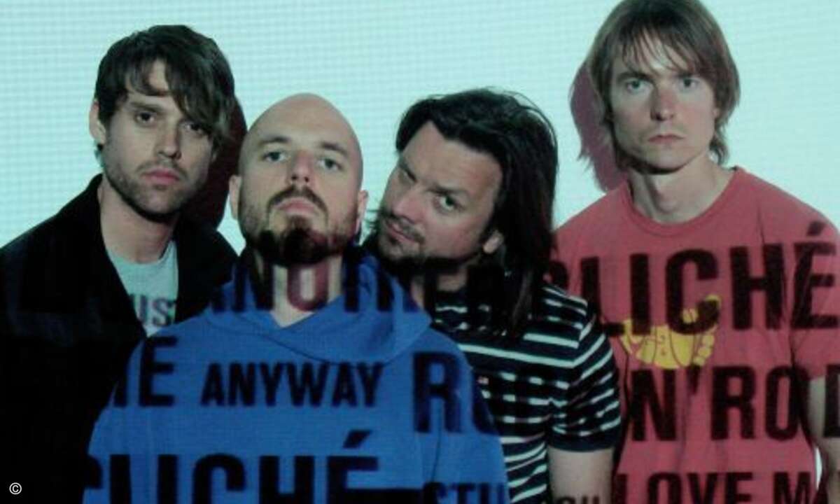 Dank MP3, Myspace und Medienstreams wachsen die IT-Branche und die Musikwelt immer mehr zusammen. Folgerichtig addressiert die CeBIT seit vergangenem Jahr mit dem Ausstellungsbereich »CeBIT sounds!« auch die Musikbranche.