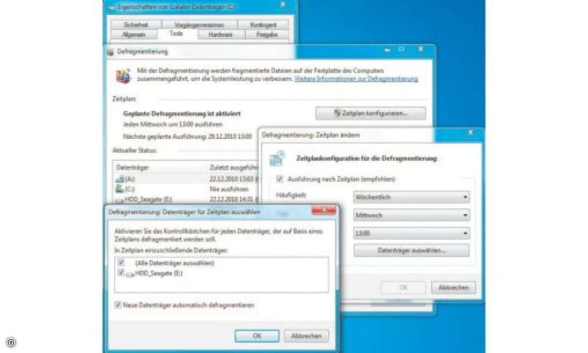 2 Tipp: Windows 7 nimmt die SSD aus der Auswahl für die automatische Defragmentierung heraus. Das ist gut so, denn SSDs sollte man auf keinen Fall defragmentieren.
Defragementierung dediziert abschalten
Windows Vista und Windows 7 verfügen über