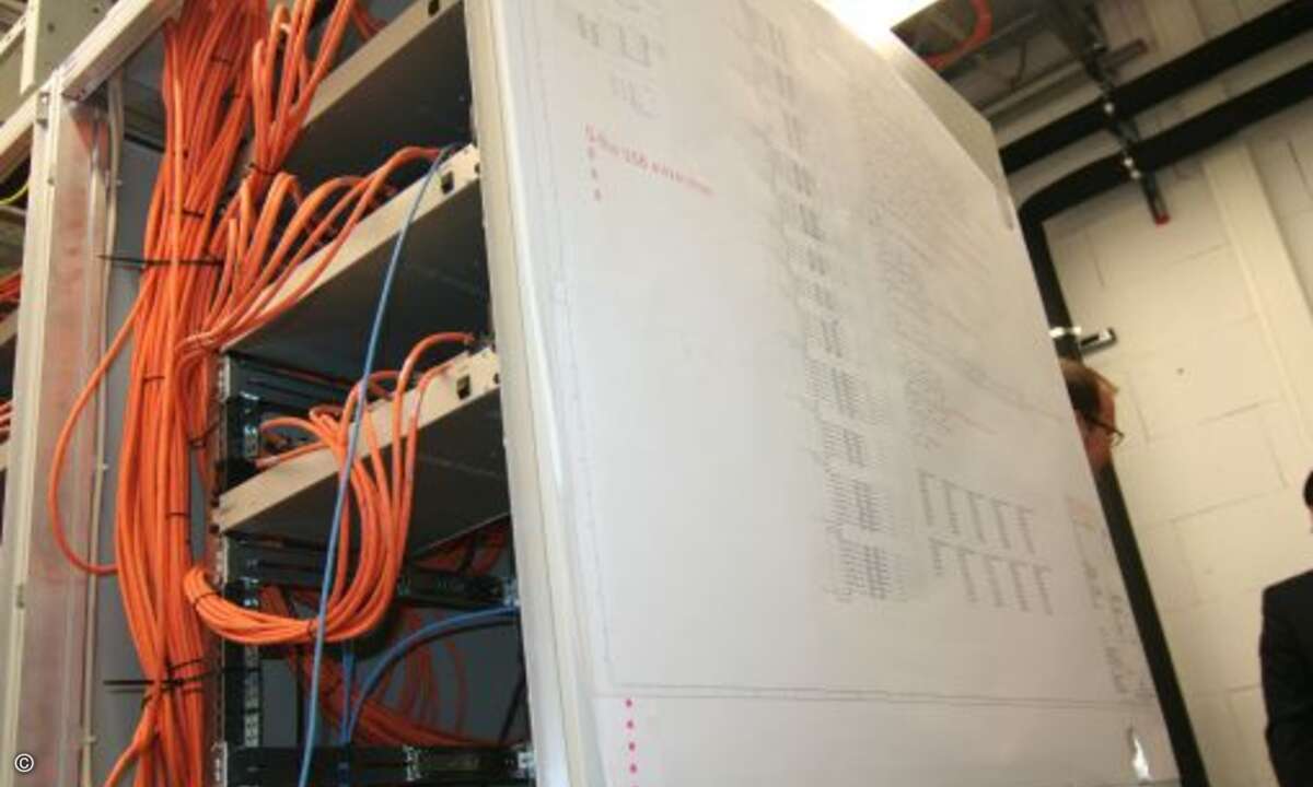 24 Kilometer Kabel wurden für die Display-Installation verlegt