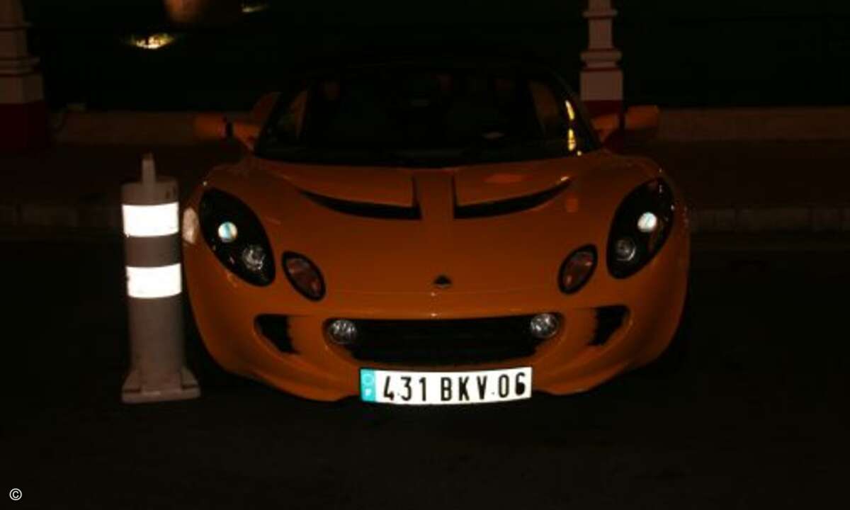 Gelbe Flitzer wie dieser sind in Monte Carlo keine Seltenheit