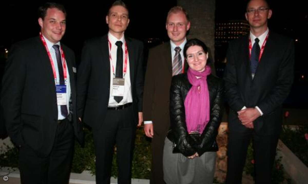 Roland Kastner von PFU, Markus Bauer von Systeam, Stefan Raab von Bechtle, Manfred Grandis von BHS Binkert und eine Kollegin von der CRN Russland