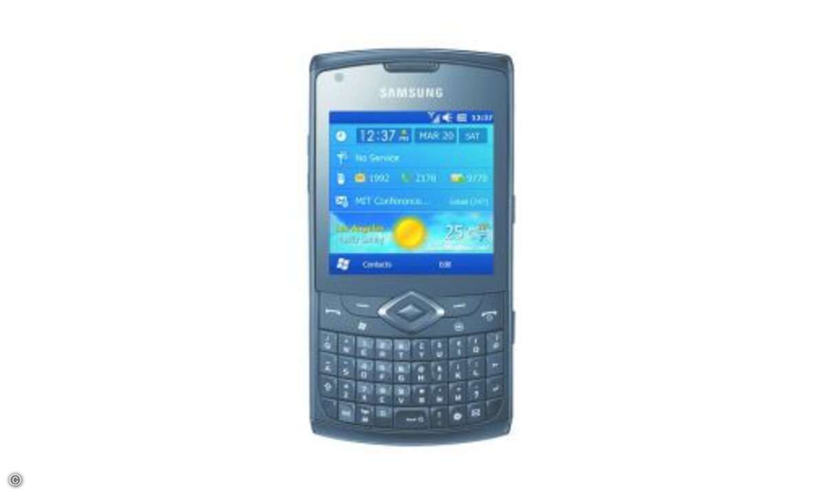 Platz 12: Samsung Omnia 735

Mit Windows Mobile 6.5 und vollwertiger Tastatur ist das Omnia 735 ein typisches Business-Smartphone. Leider hat es wie  viele andere Geräte dieser Kategorie nur ein kleines Display. Vorteil: Ein kleines Display sorgt h