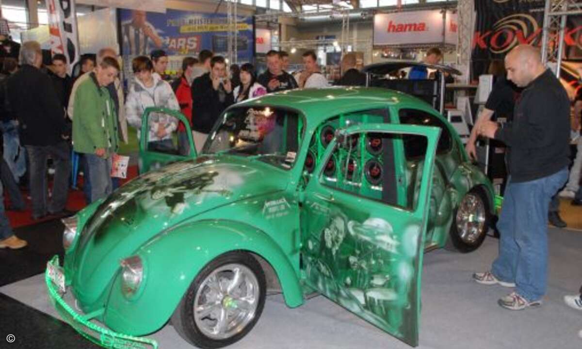 Ein unvergänglicher Klassiker auch auf der Car & Sound: Der VW Käfer.