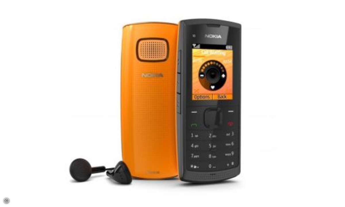 Nokia X1-00
Sehr einfaches Handy zum Telefonieren und zu einem sehr günstigen Preis. Ob das Nokia X1-00 in Deutschland offziell erhältlich sein wird, ist noch nicht klar. Die Preisempfehlung: soll bei etwa 40 Euro liegen.
© Nokia
