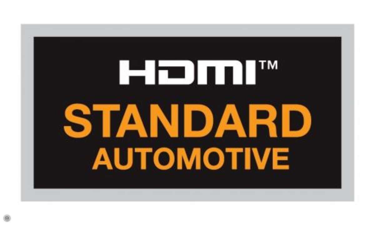 HDMI-Kabel für Autos
Auch Autos wollen mit TV-Bildern versorgt werden. Hier ist Robustheit gefragt, denn es kann zu Vibrationen und extremen Temperaturschwankungen kommen. Die Compliant Tests berücksichtigen diesen Umstand. Die Automotive-Kabel si
