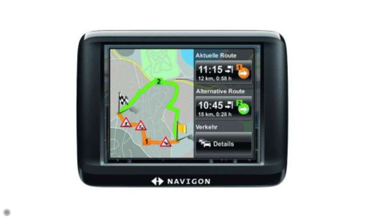 Navigon 20 Easy - jetzt beim Mediamarkt für 82 Euro

Das Navigon 20 Easy ist ein klassisches 99-Euro-Einsteigermodell. Es besitzt ein kleines 3,5 Zoll-Touchscreen-Display (8,9 Zentimeter), hat einen integrierten TMC-Staumelder und bietet die bei Na