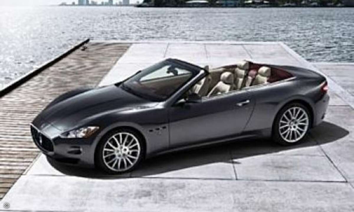 Luxus pur für Cabrio-Enthusiasten: der Maserati GranCabrio.
(Herstellerfoto)