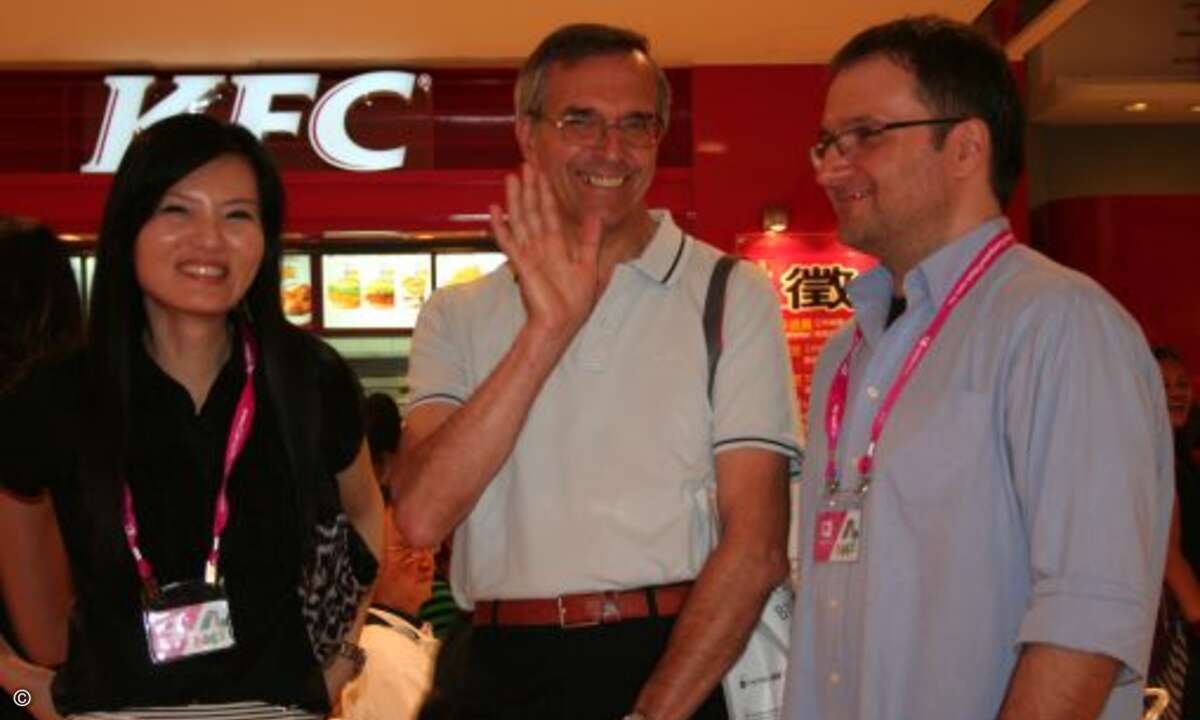 Sheila Huang von Avision, Paolo Mazzocco aus Italien und Athanassios Kastamis von Avision