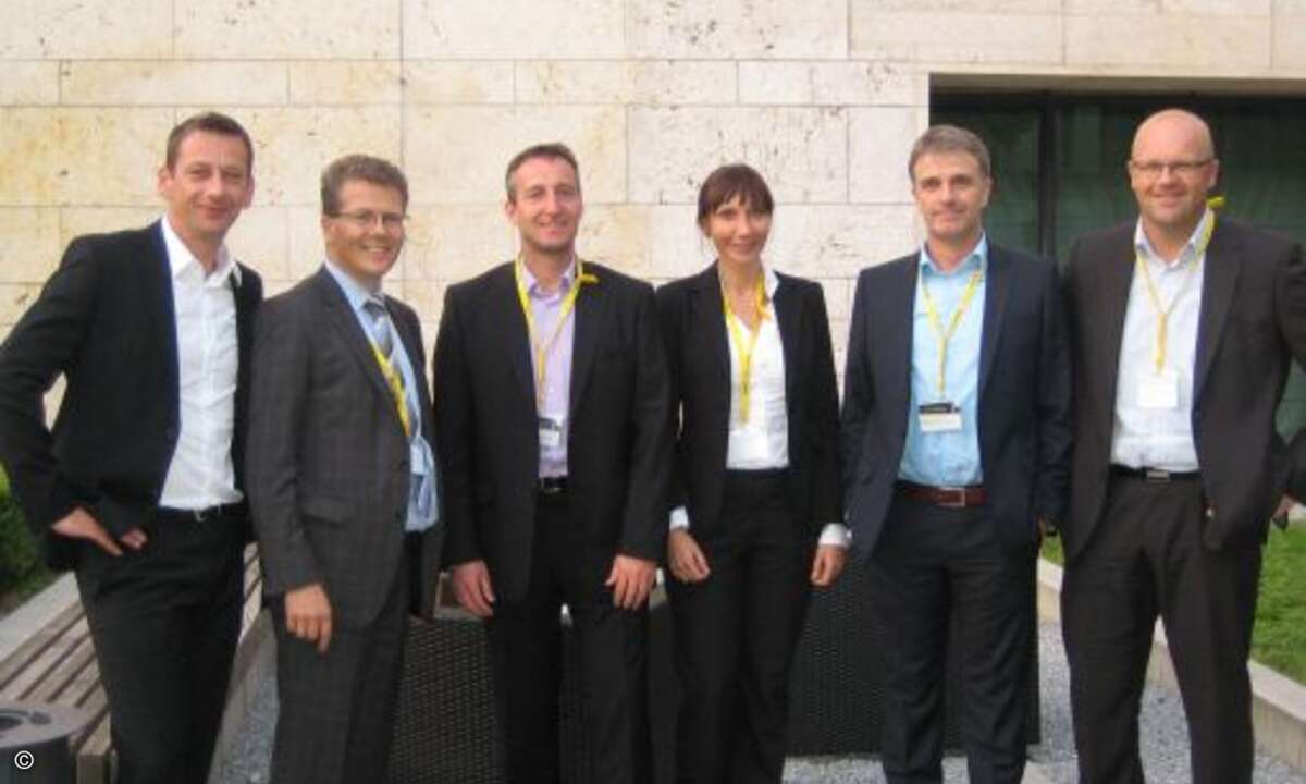 Stefan Zahn (Symantec) mit Werner Schwarz, Robert Zweng, Nina Sladky, Wolfgang Ring und Franz Klotz (alle Cancom)