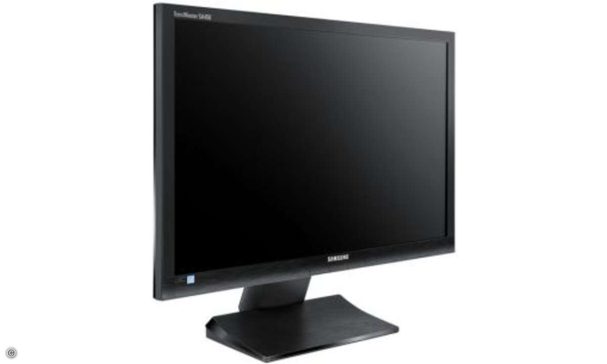 Die LED-Monitore der SyncMaster Serie 4 von Samsung setzen ebenfalls auf Energieeinsparung. Durch einfaches Betätigen des On-Off-Schalters sinkt der Stromverbrauch laut Hersteller auf 0 Watt, während eine konventionelle Standby-Schaltung immer noch c