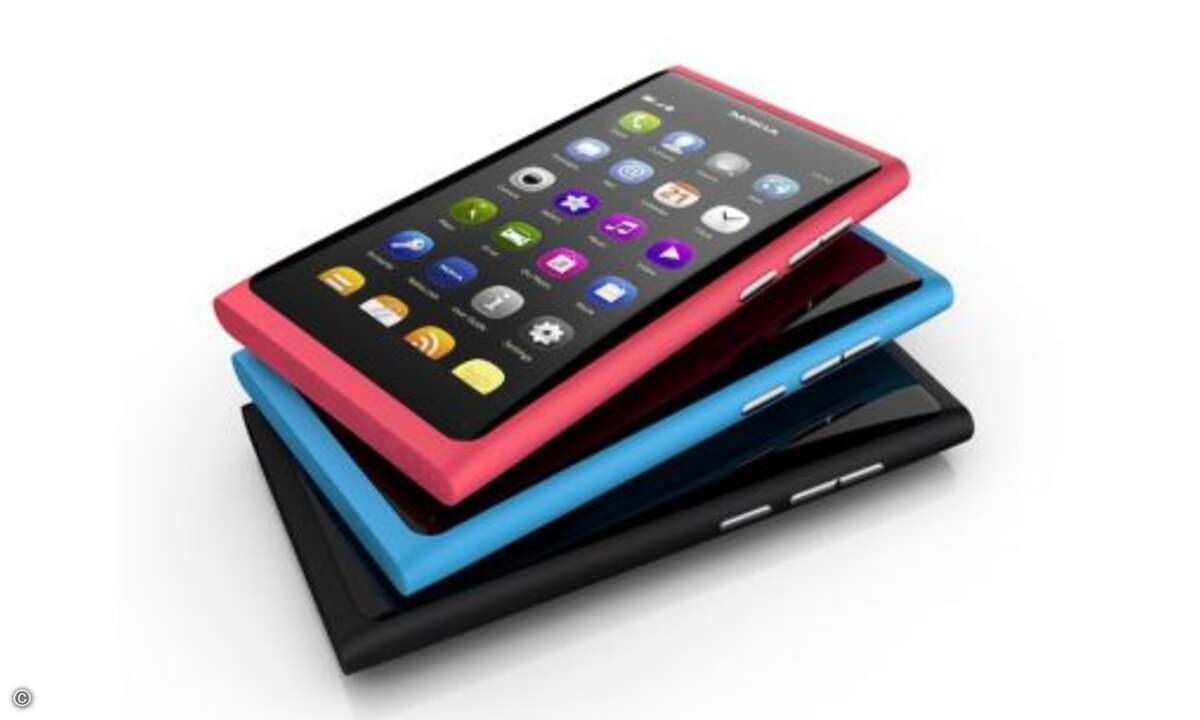 Das Nokia N9 erinnert mit seinen knalligen Farben dem gerundeten Gehäuse ein wenig an Apples iPod nano, ist ein echter Hingucker und arbeitet auch mit einem ganz besonderen Betriebssystem. Meego nennt sich die Plattform, die beim N9 an vielen Stellen