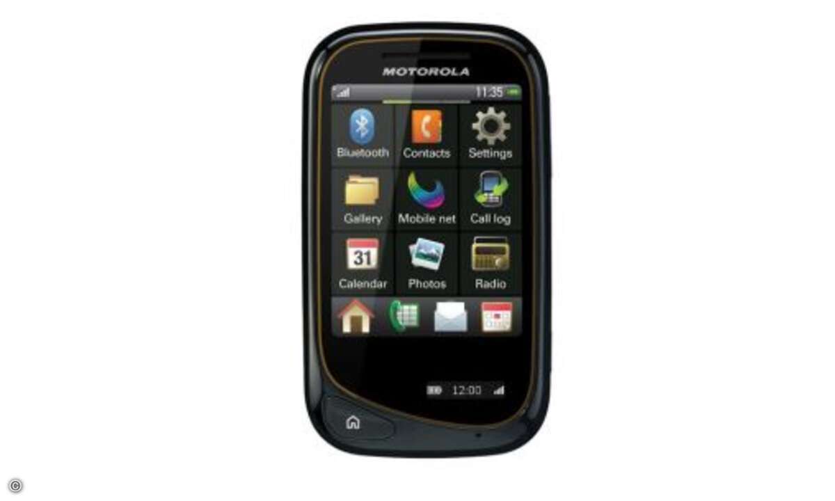 Ein Handy mit Nehmerqualitäten: Das Motorola Wilder hat wie das LG T500 mit UMTS oder WLAN nix am Hut. Oder besser 