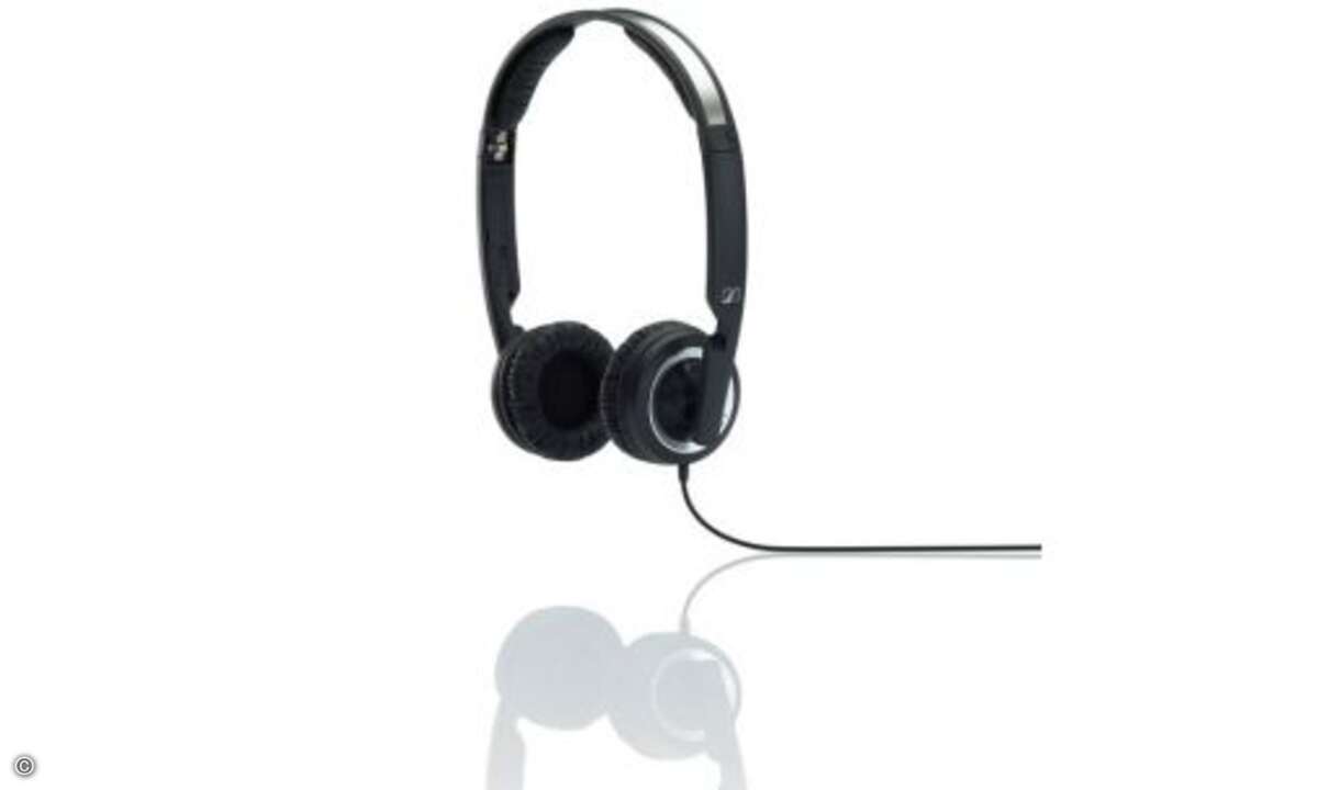Sennheiser PX 200 II
Der nur 80 Gramm schwere und perfekt verarbeitete Sennheiser PX 200 II (80 Euro) spielt erstaunlich bassstarker und feinauflösend.
AUDIO 3/2011
70 Punkte
80 Euro