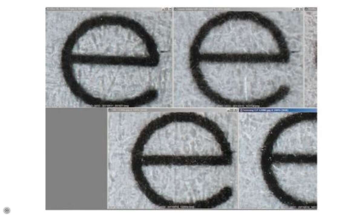 Den sauberen Textdruck schauen wir uns unter dem Mikroskop bei 100-200-fachem Zoom an.