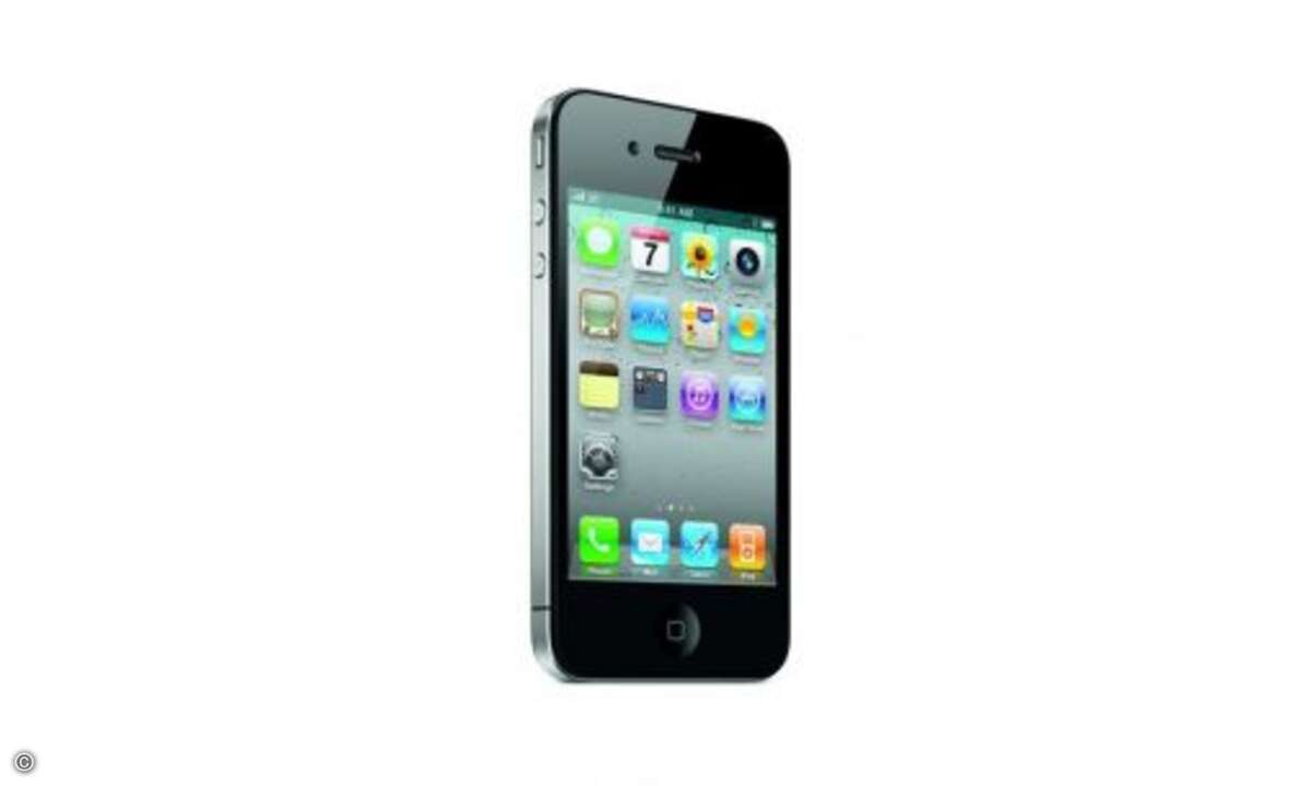 Platz 8: Apple iPhone 4
Das iPhone 4 braucht sich bei den Ausdauerwerten nicht zu verstecken. Knapp 7 Stunden steht es bei typischer Nutzung zur Verfügung und im UMTS-Netz kann man mit dem Apple-Handy sogar fast 5 Stunden lang dauertelefonieren. I