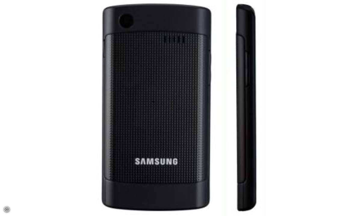 Platz 4: Samsung Giorgio Armani Galaxy S I9010
Trotz 4-Zoll-OLED-Displays hält die Armani-Version des Samsung Galaxy S bei typischer Nutzung siebeneinhalb Stunden durch. Bei den Gesprächszeiten im GSM-Netz ist das Modell sogar der absoulte Spitzen