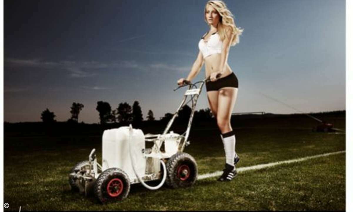 (Foto: www.fussballerinnenkalender.de)