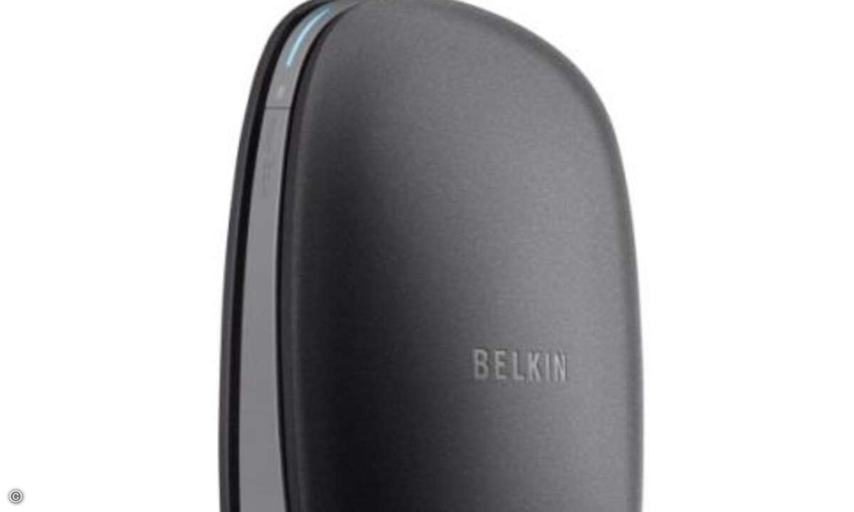 Der »Surf N300« Wireless Router überzeugt mit WLAN-Geschwindigkeiten von bis zu 300 MBit/s und einer WLAN-Verschlüsselung ab Werk. Die Installation erfolg in drei Schritten. Eine Self-Healing App findet und löst Netzwerkprobleme nach Herstellerangabe