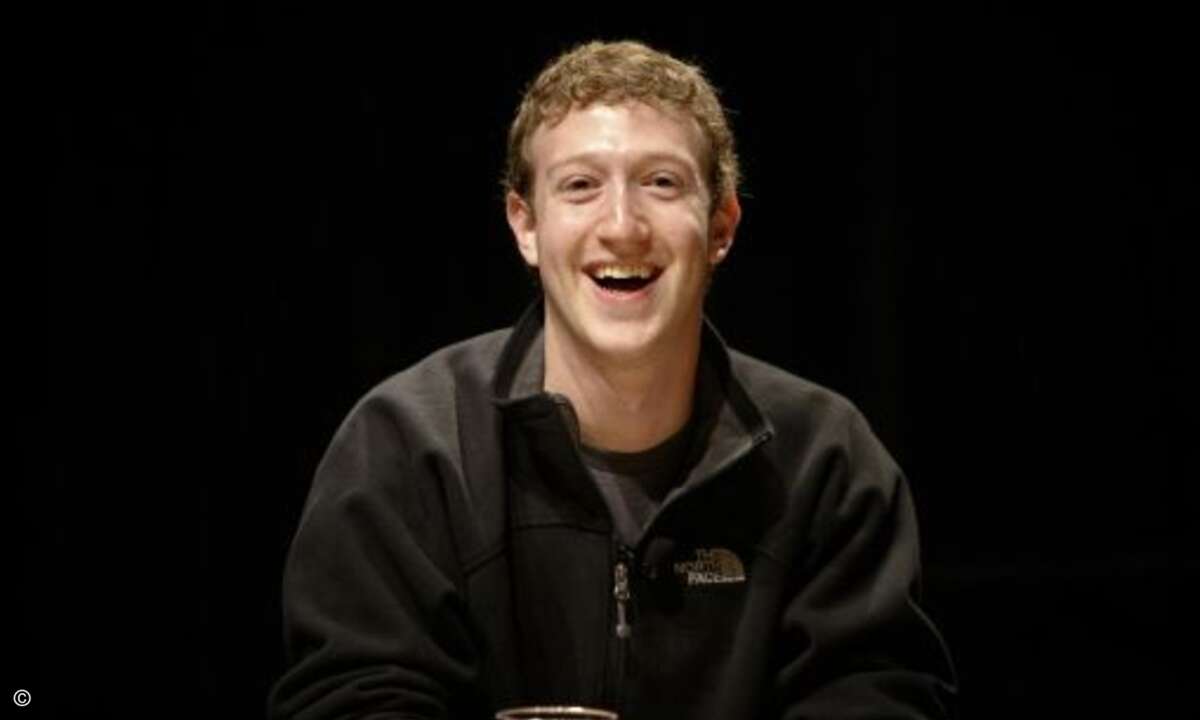 Facebook-Gründer Mark Zuckerberg: »Steve, danke, dass Du mir ein echter Mentor und Freund warst. Danke, dass Du mir gezeigt hast, wie das, was man macht die Welt verändern kann. Du wirst mir fehlen.«